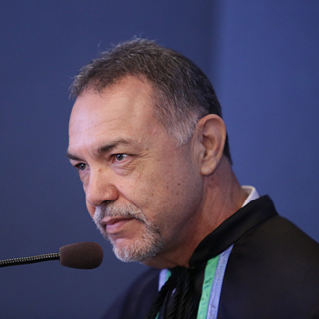 Prof. Paulo C. De Morais