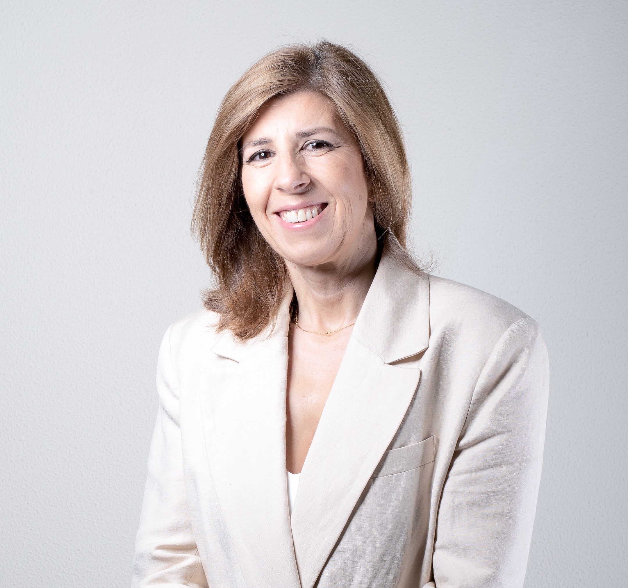 Dr. Elsa Justino