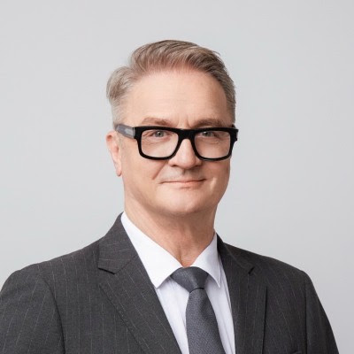 Mr. Lutz Feldmann